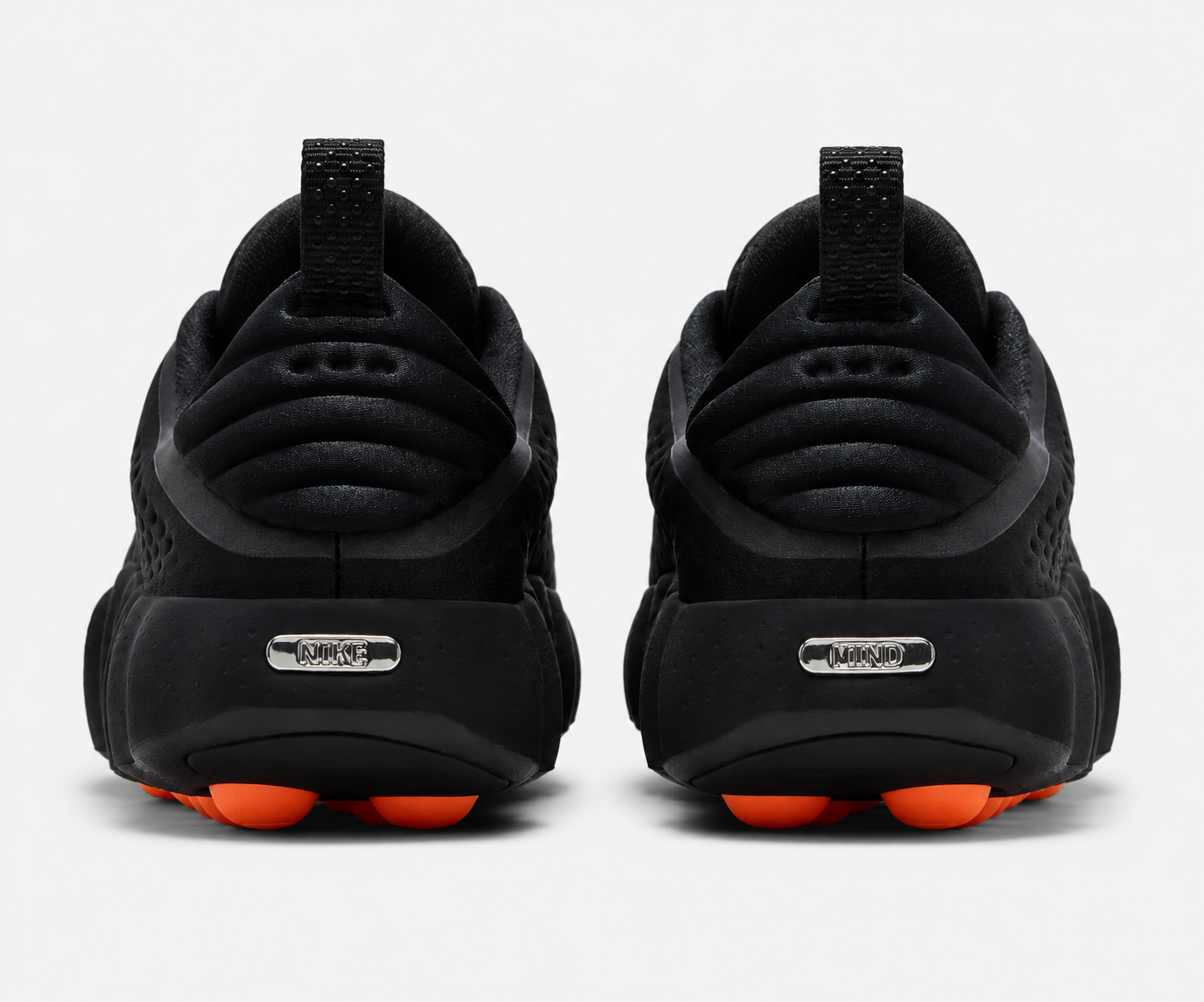 Mind 002 'Black Hyper Crimson'